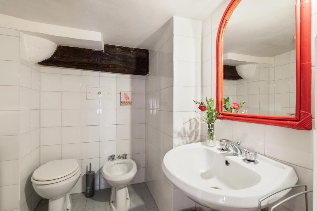 Rome As You Feel - Charming Loft In Navona Daire Dış mekan fotoğraf